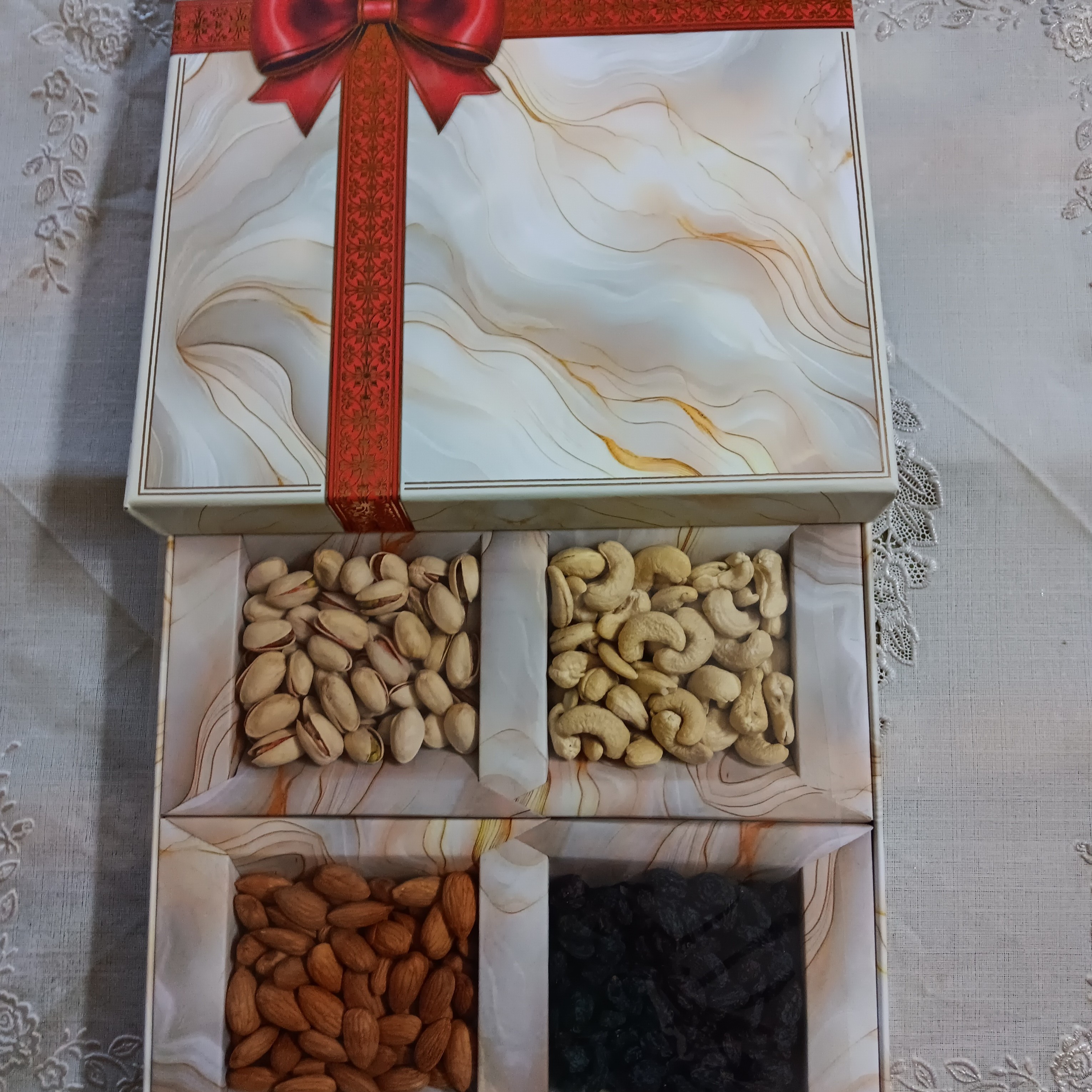 Festive Gift Box (4-in-1)
